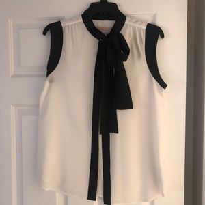 MK sleeveless blouse